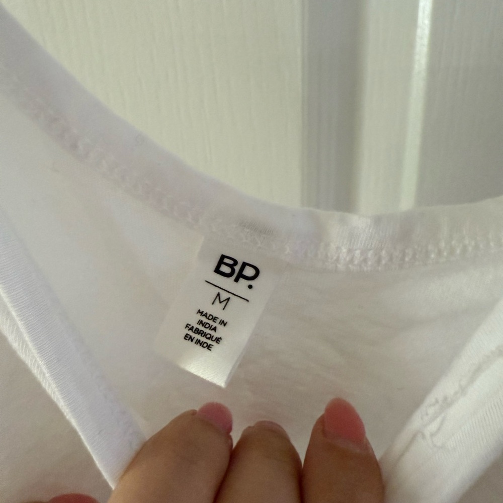 BP Crop White Tank SZ M - Picture 2 of 4